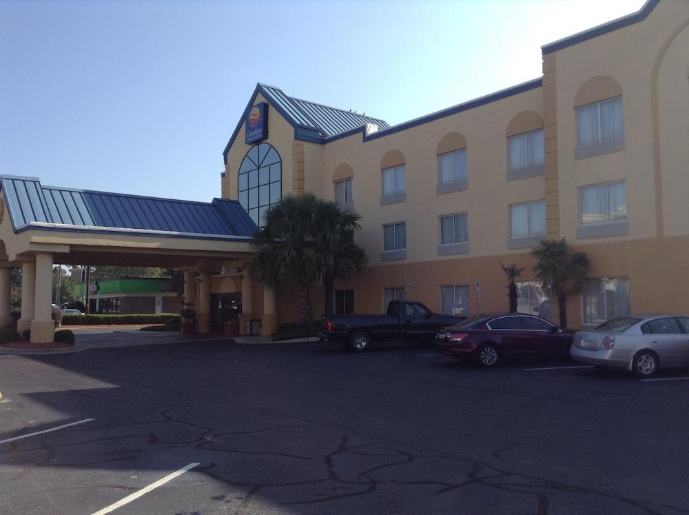Comfort Inn & Suites Ftjackson Maingate Columbia Exterior foto